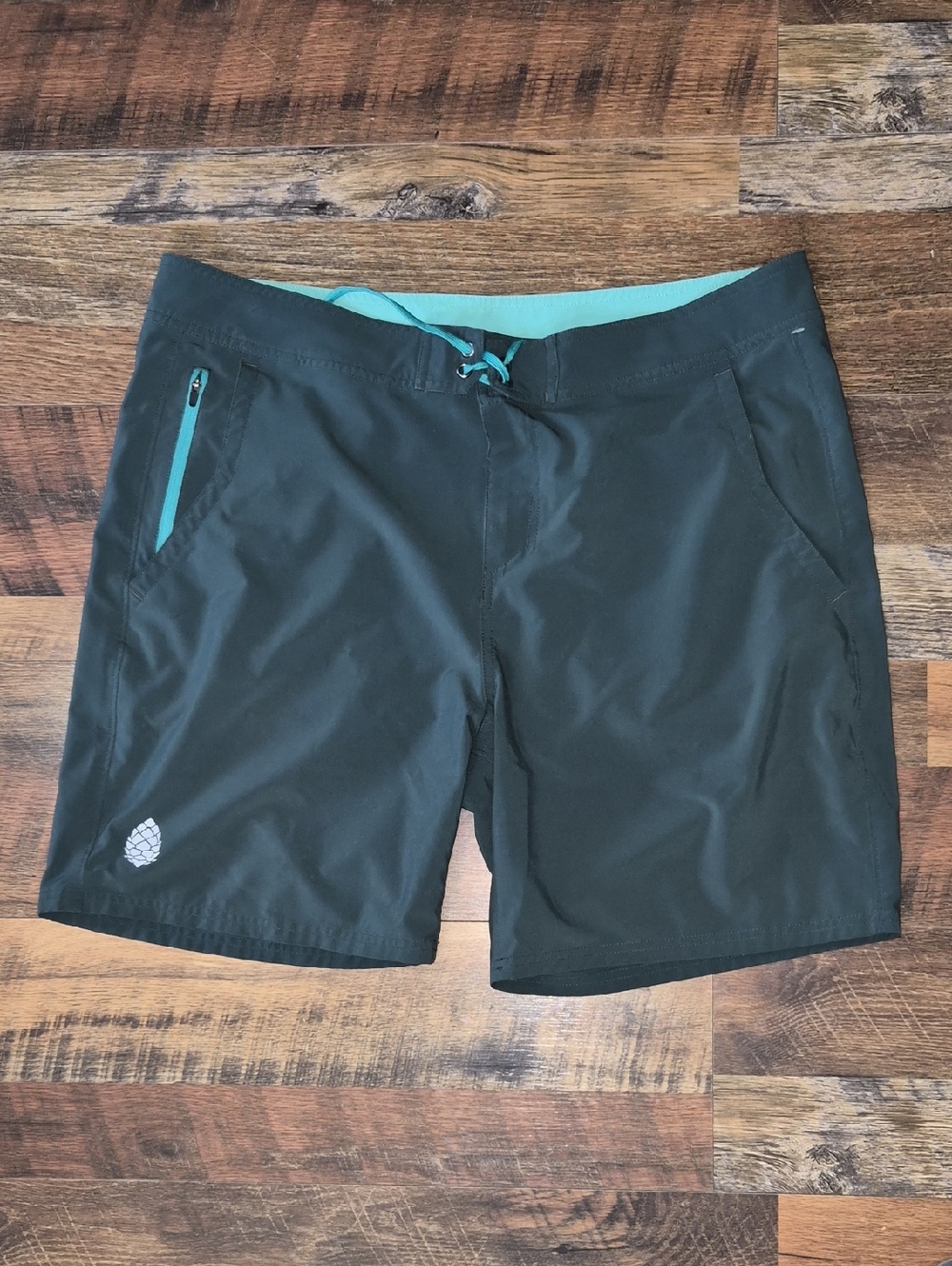 Green Stio Boardshorts Men's Athletic Shorts 38/16